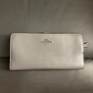 Coach Slim Essential Wallet Smooth Gray Grey Leather Silver Hardware Womens 8x4